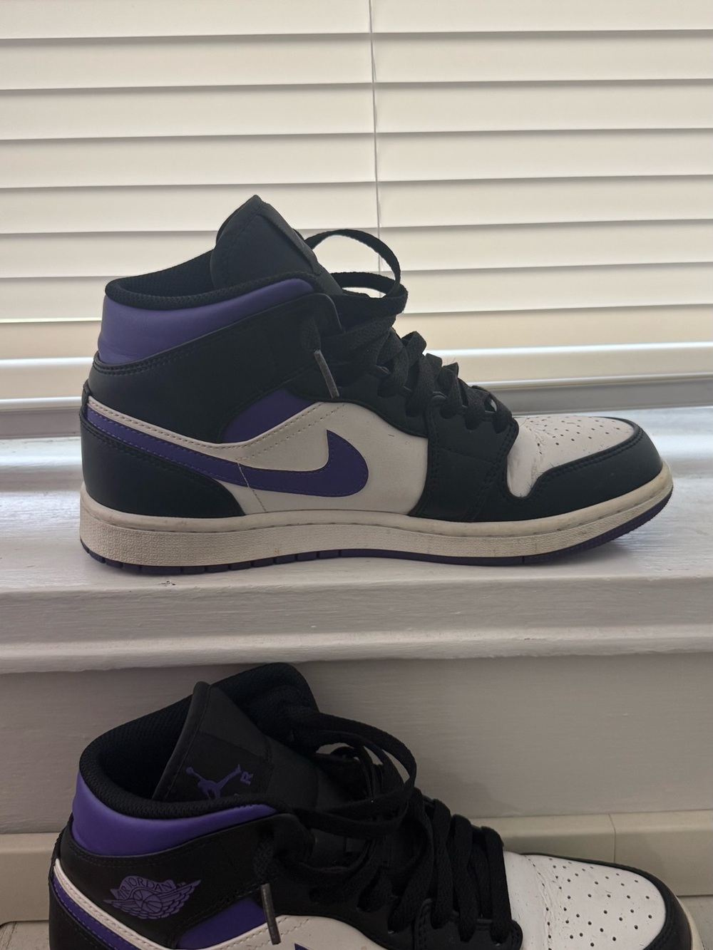 Nike Mid-Top Sneakers in Black, White & Purple